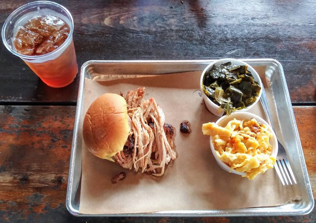 Nancys Bar-B-Q | restaurant | 301 S Pineapple Ave, Sarasota, FL 34237, USA | 9413662271 OR +1 941-366-2271