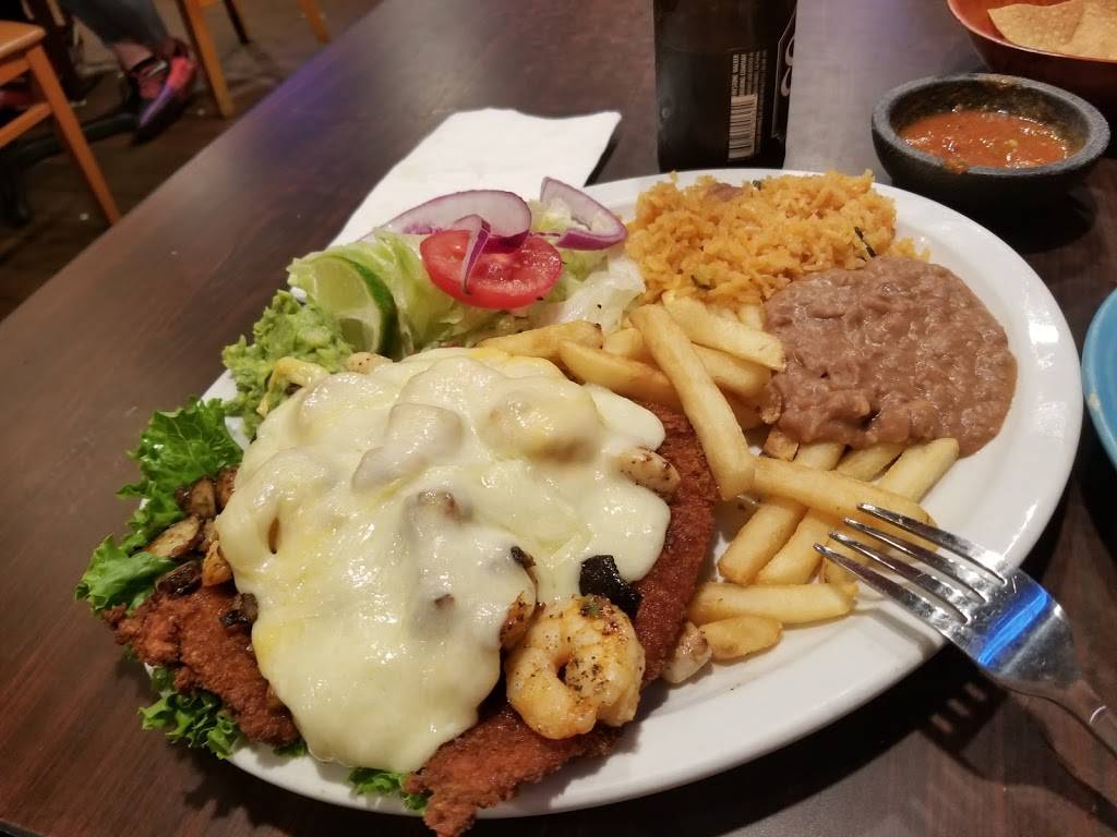 Restaurante El Michoacano | restaurant | 2015 N Main St, Salinas, CA 93906, USA | 8312726182 OR +1 831-272-6182