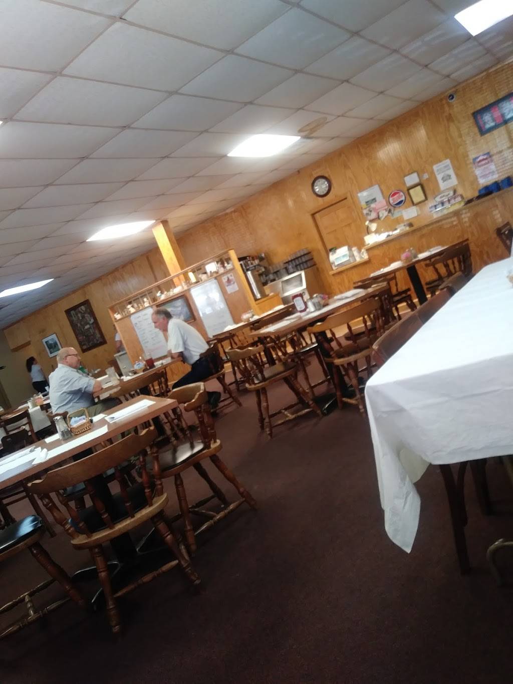 Bunnys Restaurant | restaurant | 1901 Wilroy Rd, Suffolk, VA 23434, USA | 7575382325 OR +1 757-538-2325