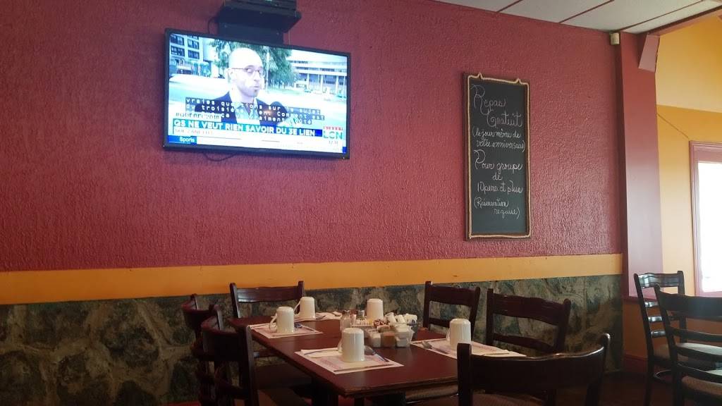 Aux Portes | restaurant | 1221 Rue Saint-Paul, Farnham, QC J2N 2L2, Canada | 4502931104 OR +1 450-293-1104