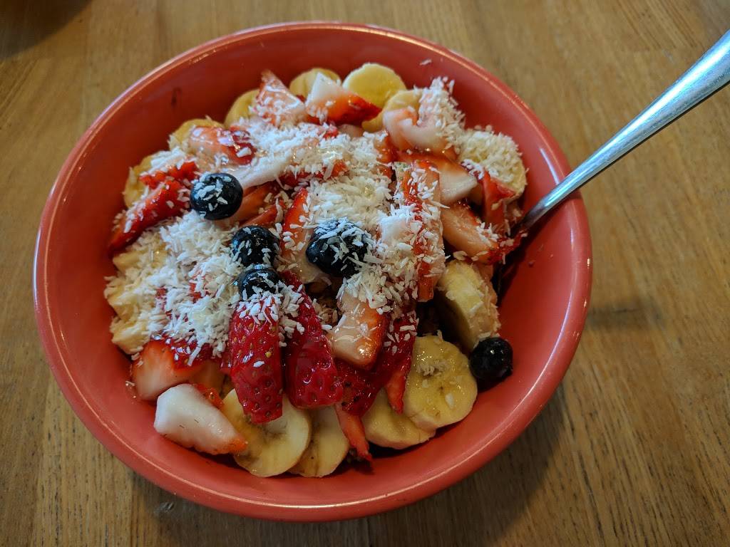 Backyard Bowls | restaurant | Shopping Center, 5668 Calle Real, Goleta, CA 93117, USA | 8057702730 OR +1 805-770-2730