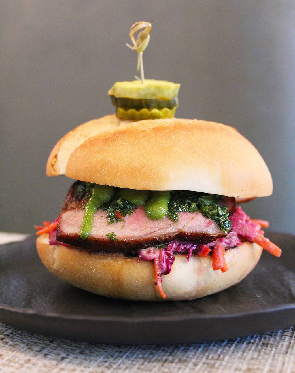 Seawalk | restaurant | 261 Dyckman St, New York, NY 10034, USA | 2125689014 OR +1 212-568-9014