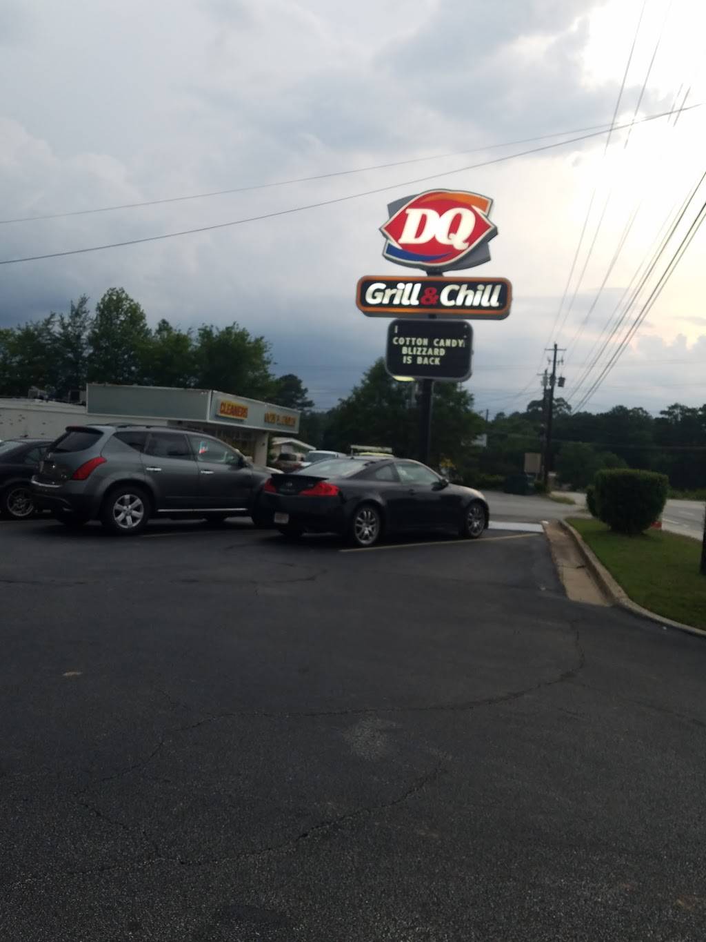 Dairy Queen Grill & Chill | restaurant | 2781 Chamblee Tucker Rd, Chamblee, GA 30341, USA | 7704517565 OR +1 770-451-7565