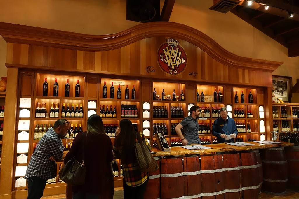 V. Sattui | restaurant | 1111 White Ln, St Helena, CA 94574, USA | 7079637774 OR +1 707-963-7774