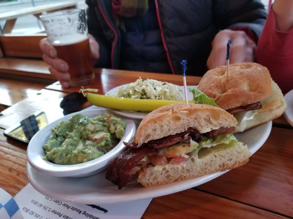 Alex Smokehouse | restaurant | 1834 Main St, Washougal, WA 98671, USA | 3603351008 OR +1 360-335-1008