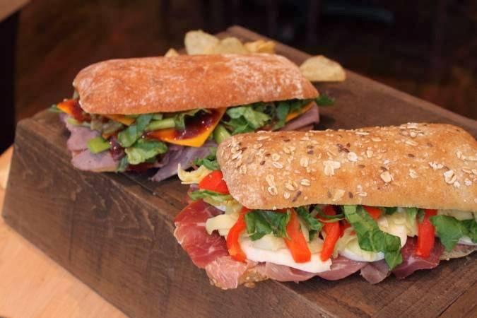 Sopraffina Marketcaffe | restaurant | 200 E Randolph St, Chicago, IL 60601, USA | 3127299200 OR +1 312-729-9200