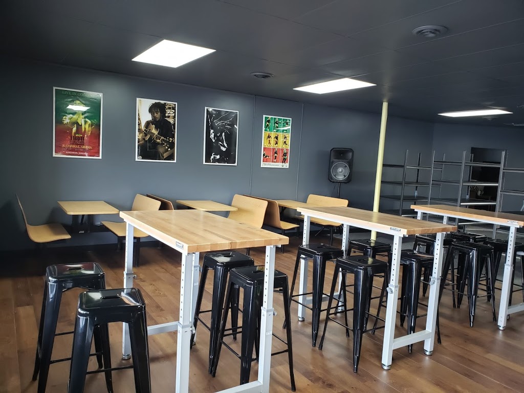 Jamaican Market Co. | restaurant | 3441 S Campbell Ave, Springfield, MO 65807, USA | 4175074864 OR +1 417-507-4864