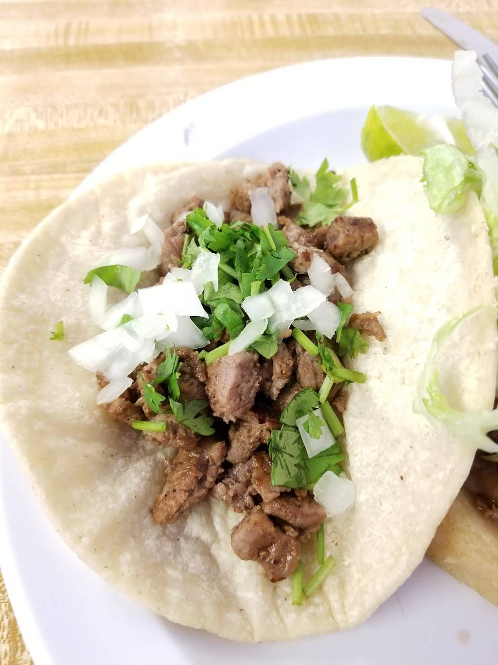 Yeyas Restaurant | restaurant | 1816 E 1st St, Los Angeles, CA 90033, USA | 3232644245 OR +1 323-264-4245