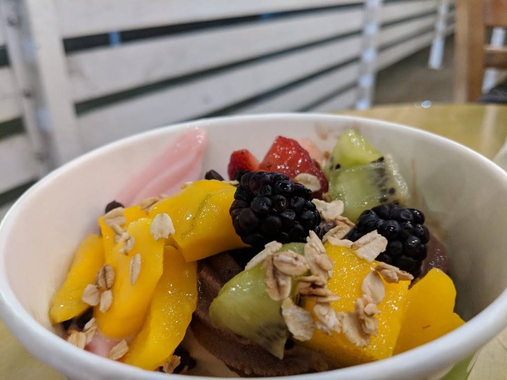 Cantaloop Deserts. & Snacks | cafe | 7095 Hollywood Blvd #106, Los Angeles, CA 90028, USA | 3238740886 OR +1 323-874-0886