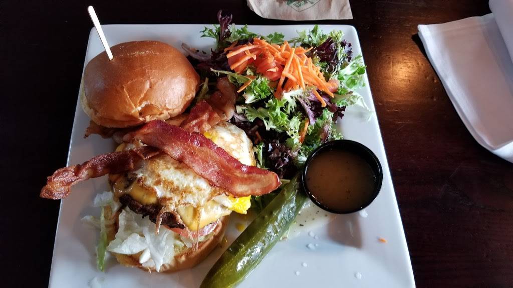 Hennesseys Tavern | restaurant | 31761 Camino Capistrano, San Juan Capistrano, CA 92675, USA | 9494414777 OR +1 949-441-4777