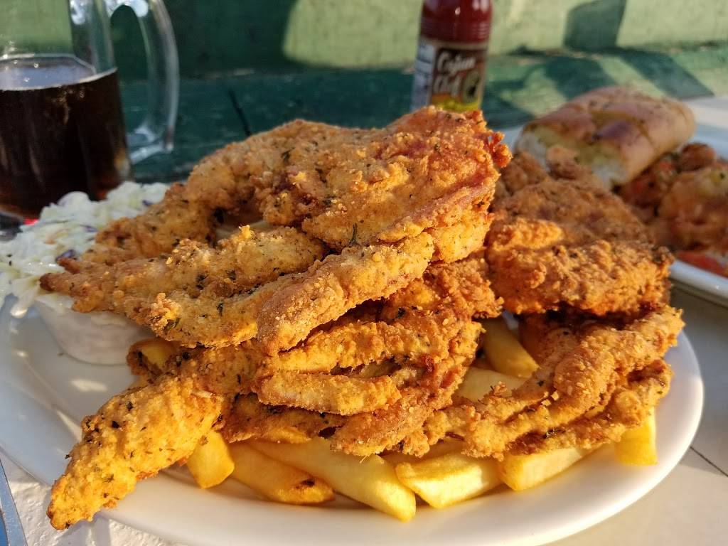 Bennos On the Beach | restaurant | 1200 Seawall Blvd, Galveston, TX 77550, USA | 4097624621 OR +1 409-762-4621