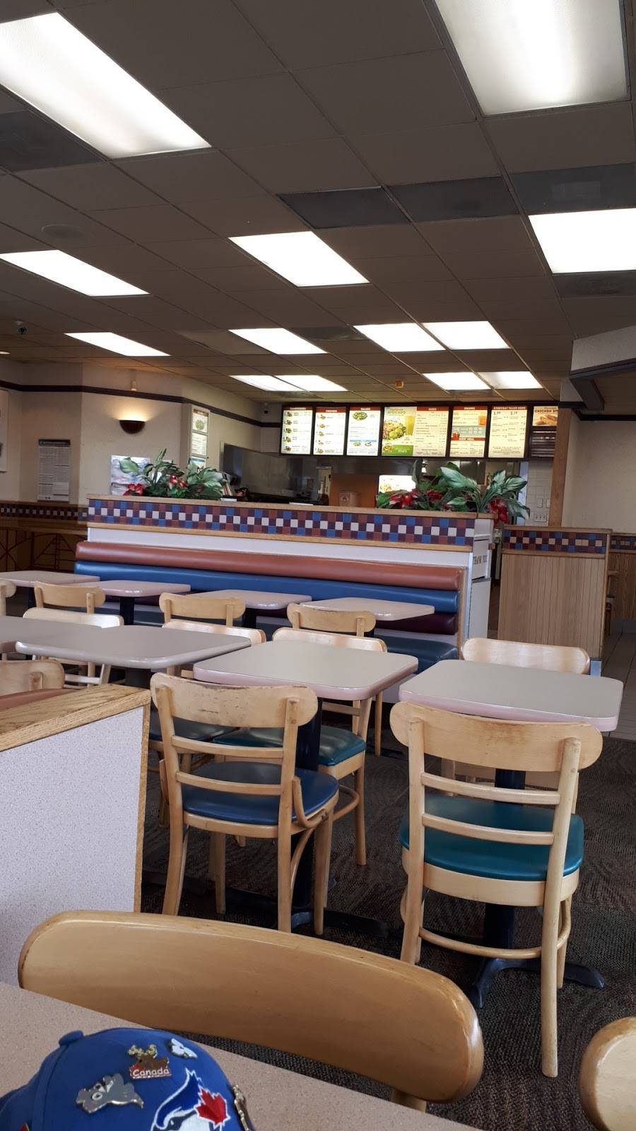 Wendys | restaurant | 1550 Upper James St, Hamilton, ON L9B 1K2, Canada | 9053891787 OR +1 905-389-1787