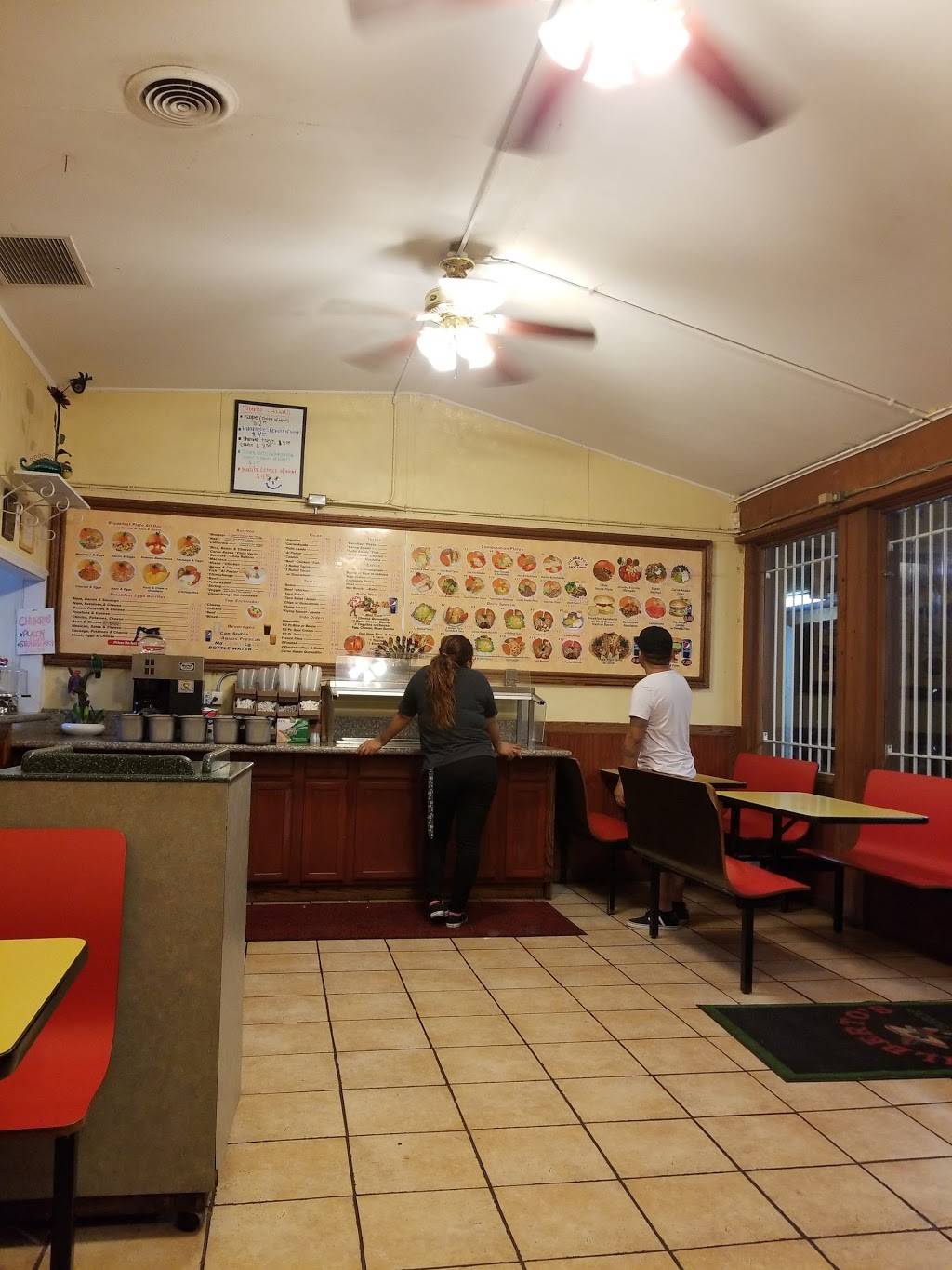 Jilbertos Taco Shop | restaurant | 15265 CA-76, Pauma Valley, CA 92061, USA | 7607423683 OR +1 760-742-3683