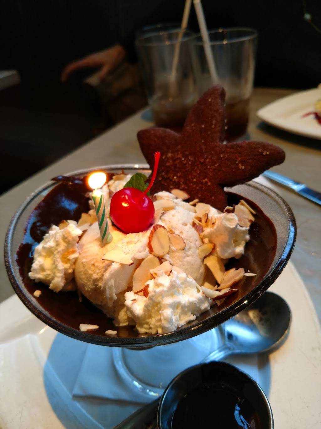 Lure Fish House | restaurant | 60 S California St, Ventura, CA 93001, USA | 8055674400 OR +1 805-567-4400