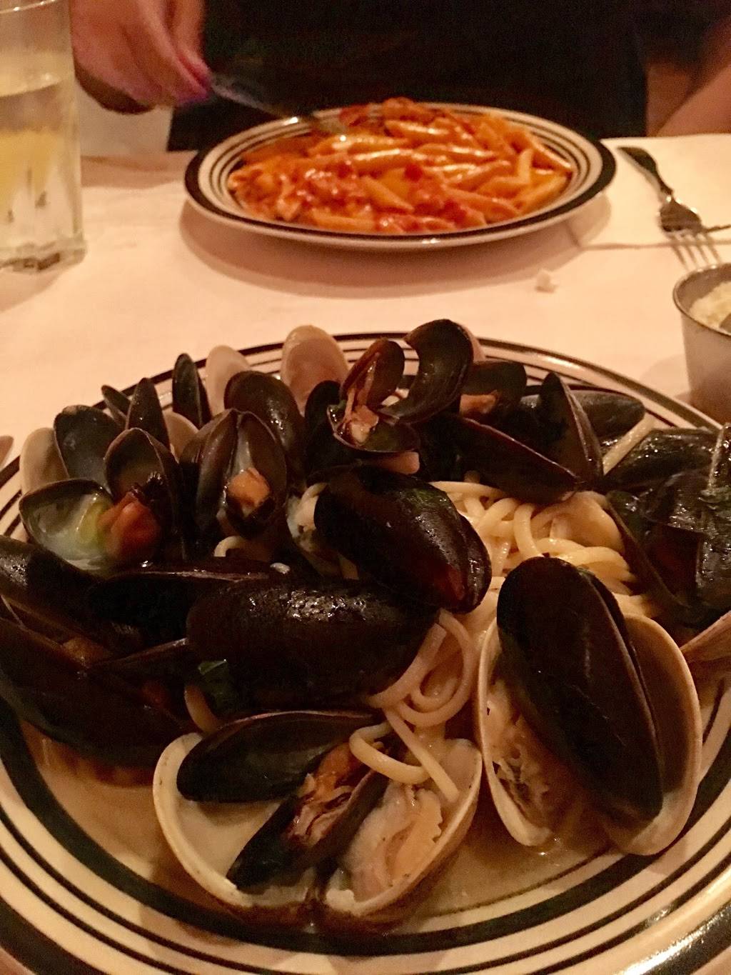 Molo | restaurant | 4903, 987 Bay St, Staten Island, NY 10305, USA | 7184477676 OR +1 718-447-7676