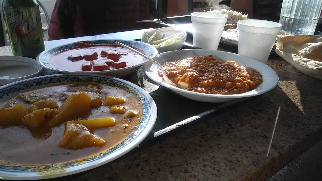 Ghareeb Nawaz Restaurant | restaurant | 2032 W Devon Ave, Chicago, IL 60659, USA | 7737615300 OR +1 773-761-5300