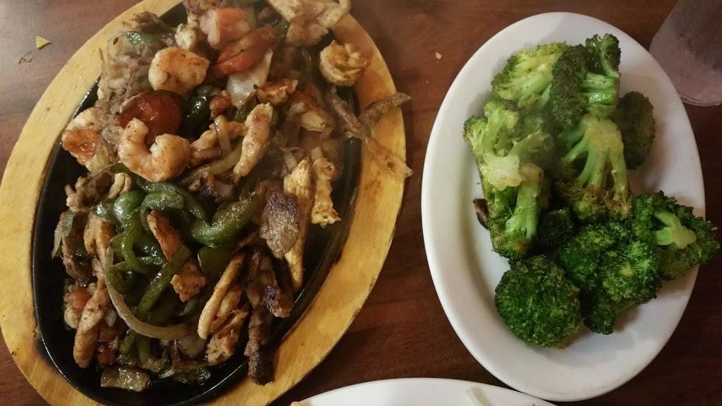 El Rancho Grande Mexican | restaurant | 570 US-25, Travelers Rest, SC 29690, USA | 8648343909 OR +1 864-834-3909