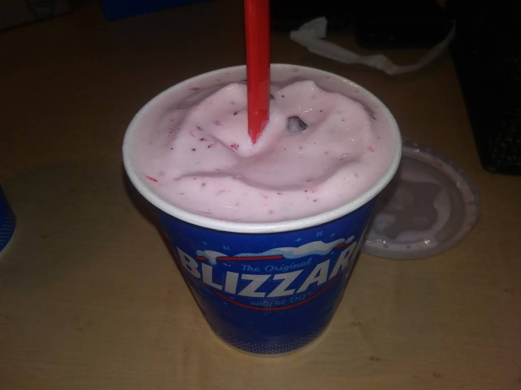 Dairy Queen Grill & Chill | restaurant | 821 Brittain Rd, Akron, OH 44305, USA | 3307949119 OR +1 330-794-9119