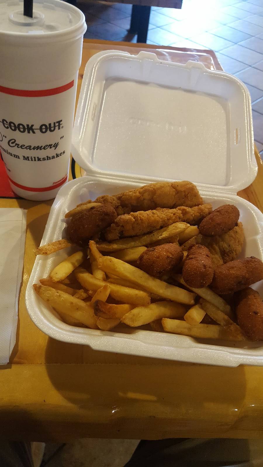 Cook Out | restaurant | 445 E Nelson St, Lexington, VA 24450, USA | 5404643106 OR +1 540-464-3106
