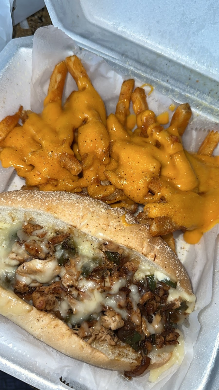 Mojo`s ( famous philly,wings&more) | restaurant | 711 N Pace Blvd, Pensacola, FL 32505, USA | 8507412560 OR +1 850-741-2560