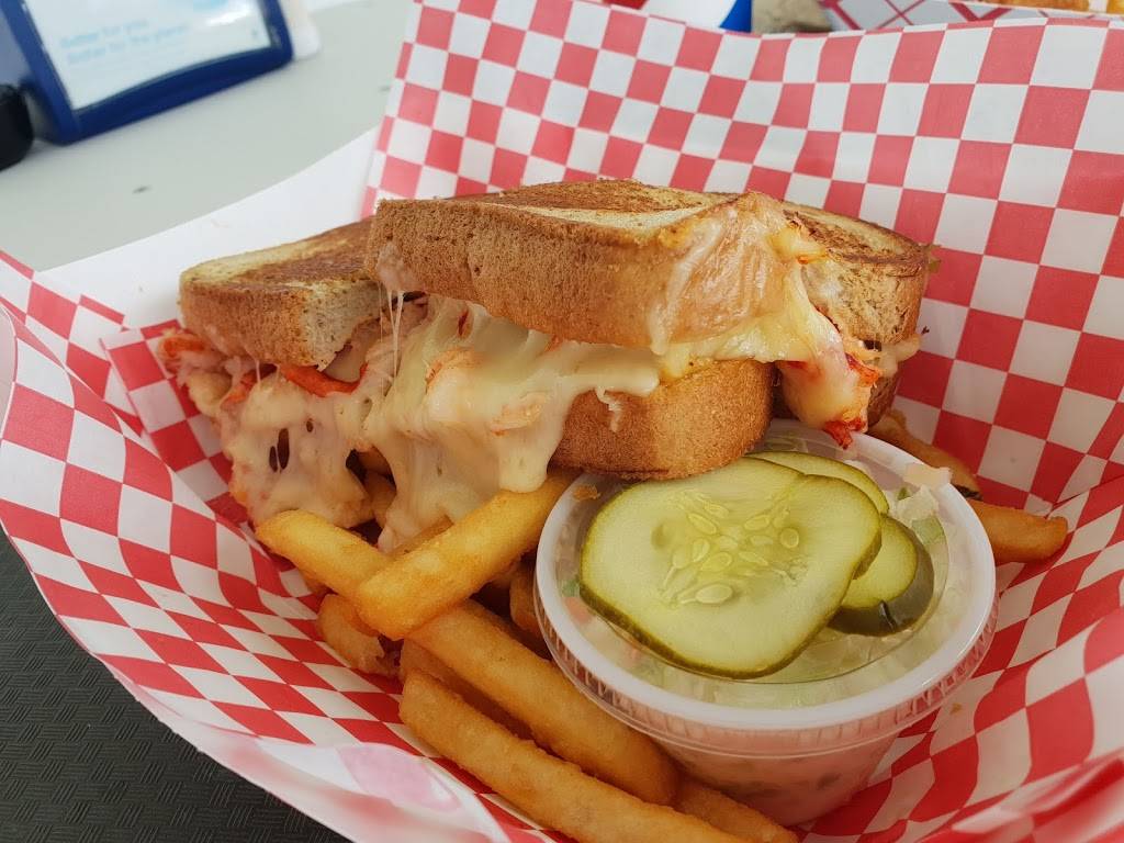 Keys Fisheries | restaurant | 3502 Gulfview Ave, Marathon, FL 33050, USA | 3057434353 OR +1 305-743-4353