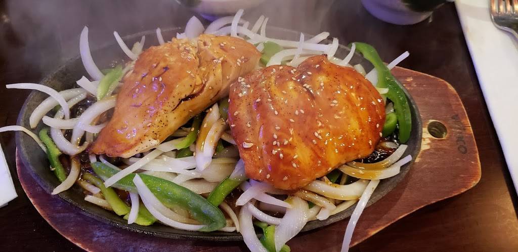 Kiku Sushi & Grill | restaurant | 7338 Cortez Rd W, Bradenton, FL 34210, USA | 9412422141 OR +1 941-242-2141