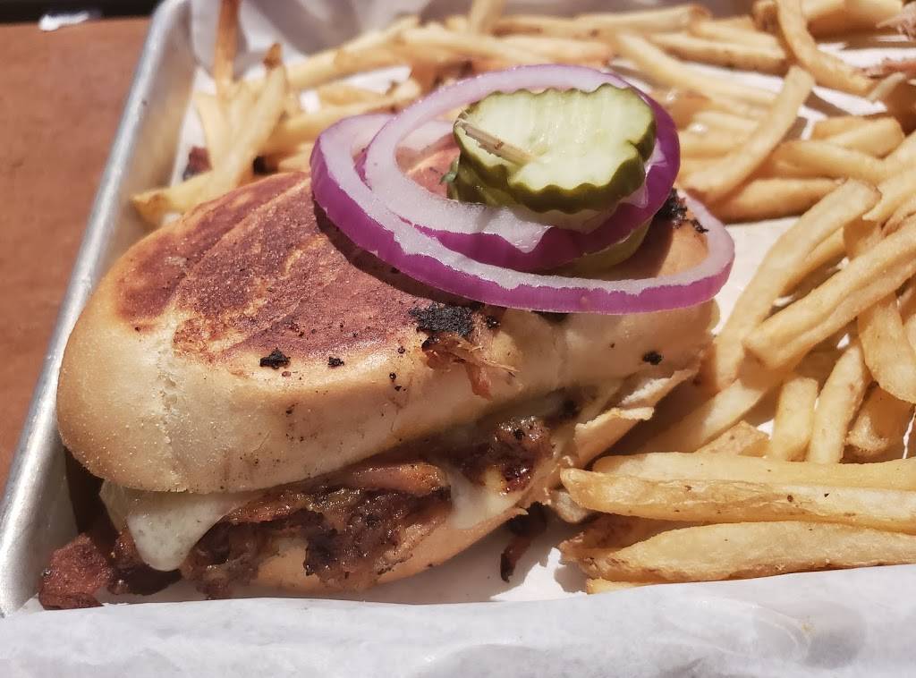 Buffalo Wild Wings | restaurant | 2017 S Main St, Keller, TX 76248, USA | 8177419464 OR +1 817-741-9464