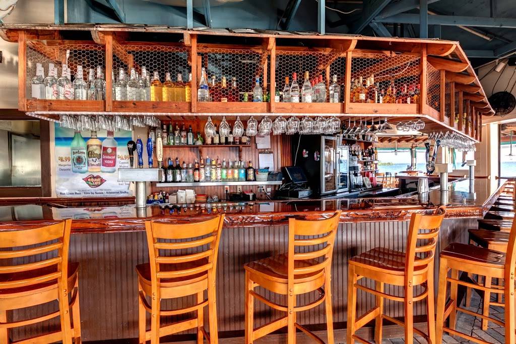 Squid Lips | restaurant | 1660 Indian River Dr, Sebastian, FL 32958, USA | 7725893828 OR +1 772-589-3828