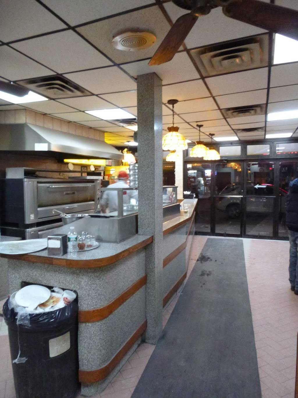 Ginos Pizzeria | restaurant | 4006 13th Ave, Brooklyn, NY 11218, USA | 7188715920 OR +1 718-871-5920