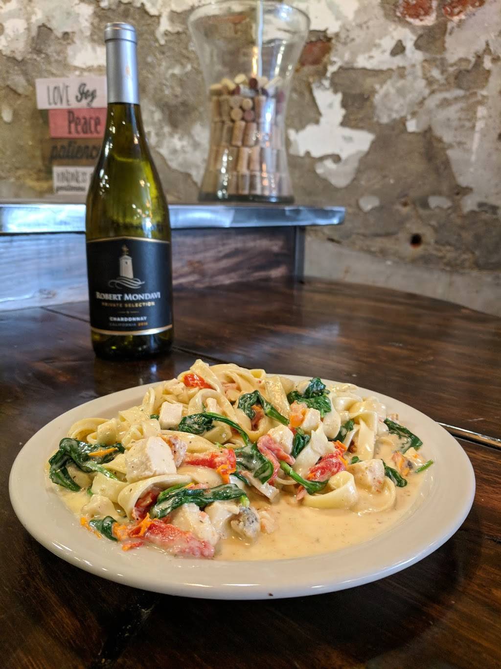 Arturos Wood Fired Pizza Gallery | meal takeaway | 221 Main St, Sulphur Springs, TX 75482, USA | 9039511444 OR +1 903-951-1444