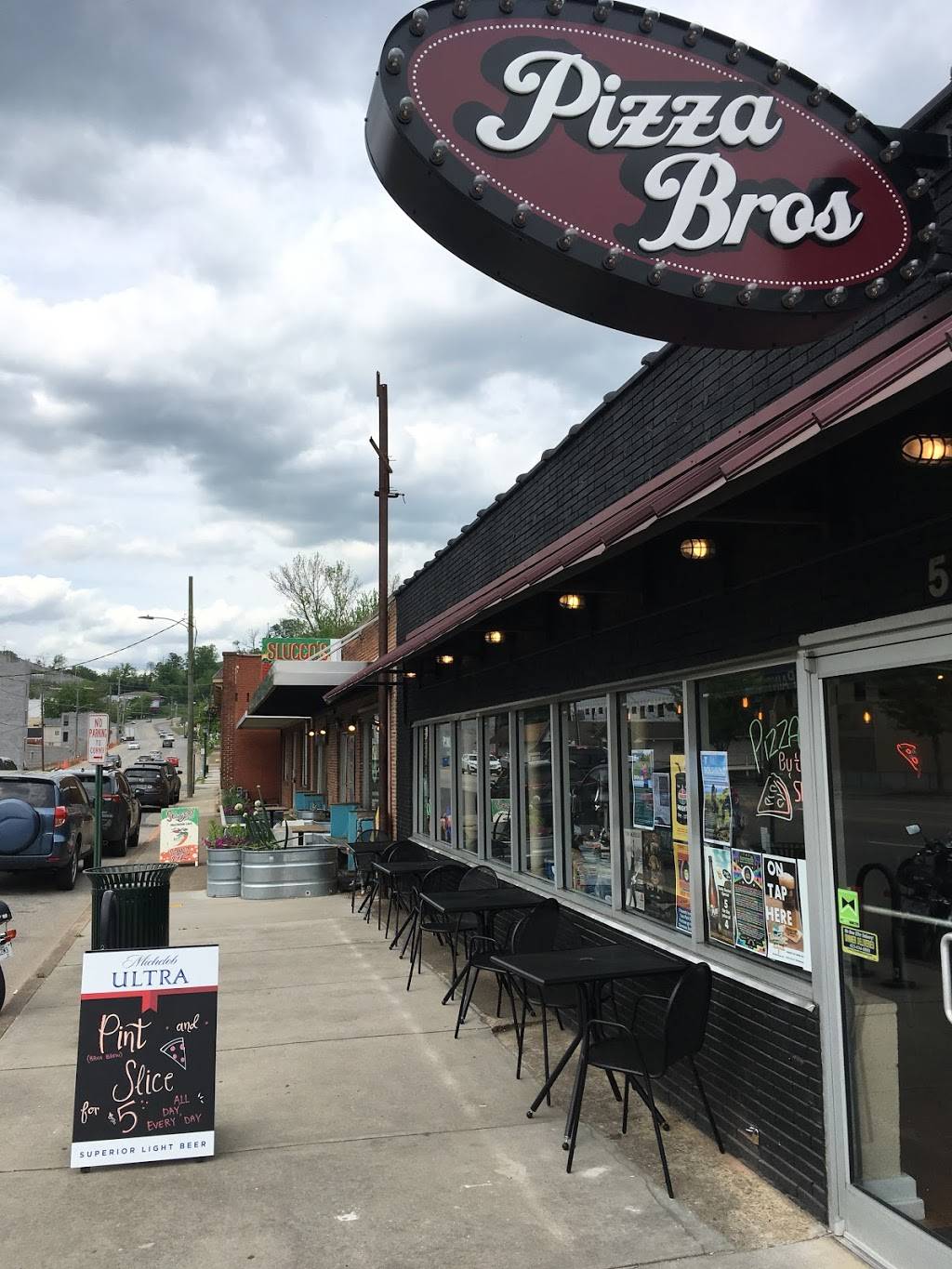 Pizza Bros | restaurant | 501 Cherokee Blvd, Chattanooga, TN 37405, USA | 4232697900 OR +1 423-269-7900