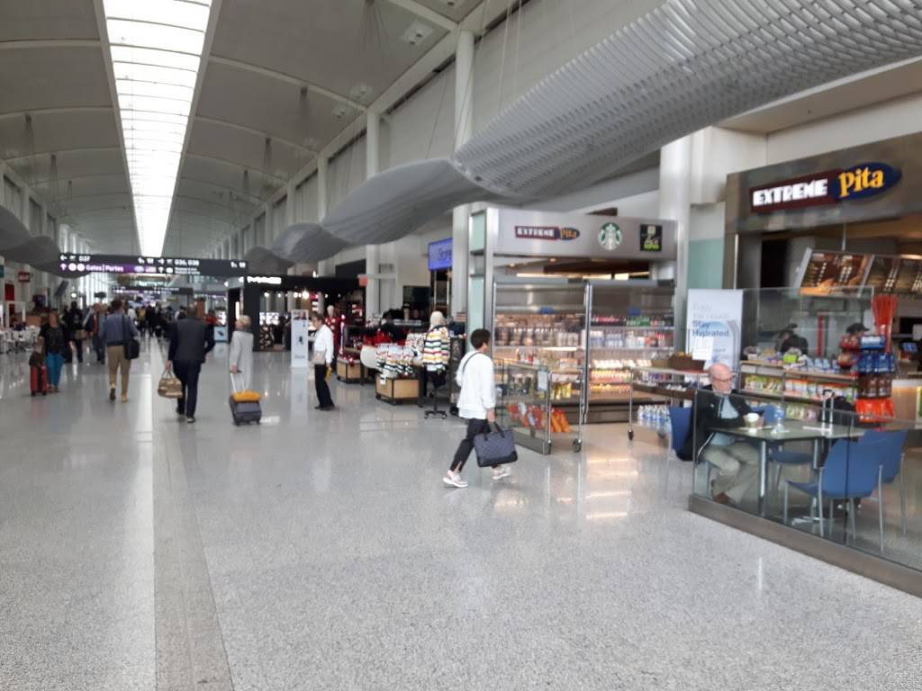 Extreme Pita | restaurant | 6301 Silver Dart Dr, Mississauga, ON L5P 1B2, Canada | 4167769761 OR +1 416-776-9761