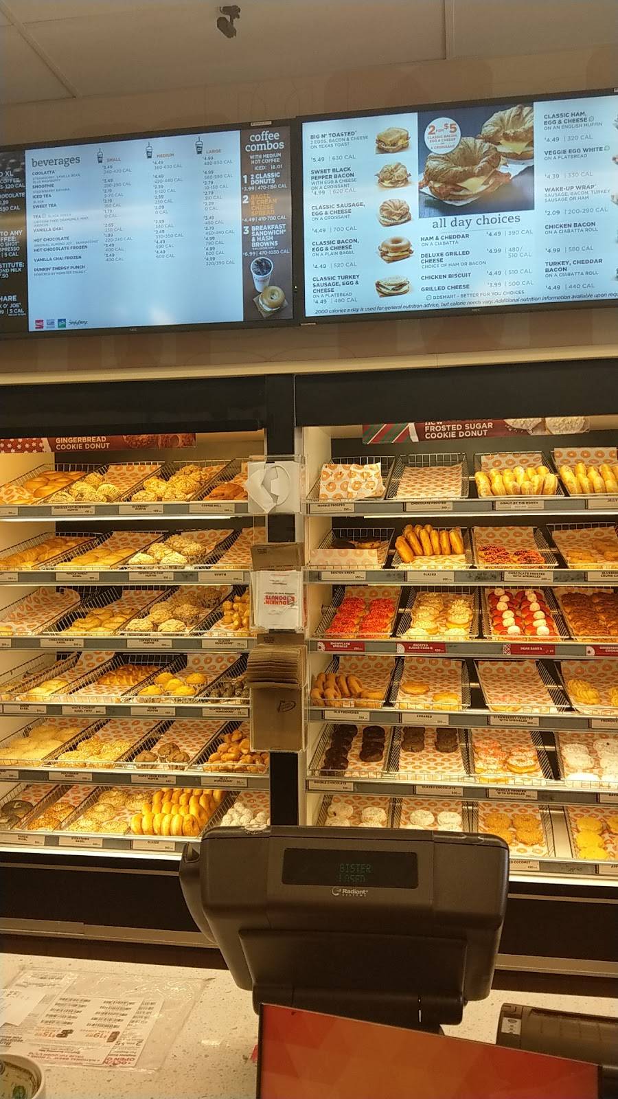 Dunkin | bakery | 8595 NW 186th St, Miami, FL 33015, USA | 3054035080 OR +1 305-403-5080