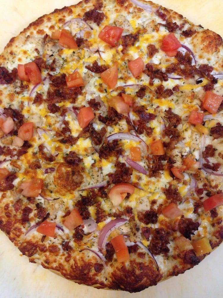 Straw Hat Pizza | restaurant | 1053 1st St, Gilroy, CA 95020, USA | 4088422745 OR +1 408-842-2745