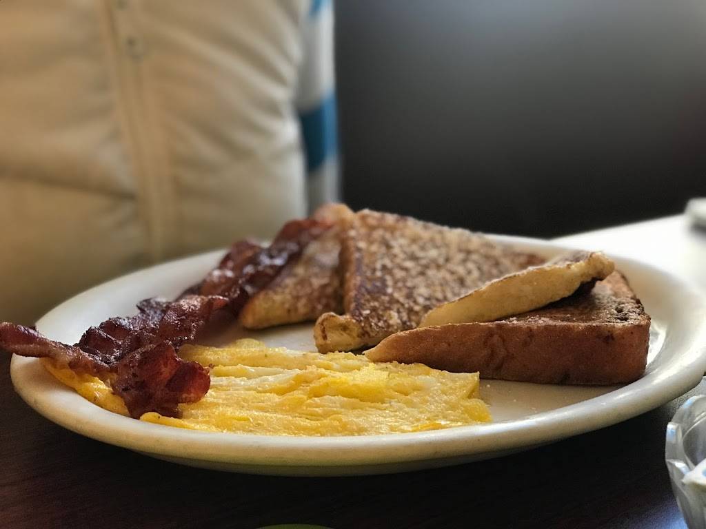 Stephanies Cafe | cafe | 7691 Brighton Blvd, Commerce City, CO 80022, USA | 3032893293 OR +1 303-289-3293