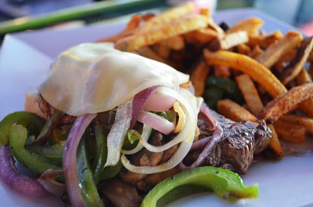 Graffiti Junktion Longwood | restaurant | 145 Wekiva Springs Rd #161, Longwood, FL 32779, USA | 4073354717 OR +1 407-335-4717