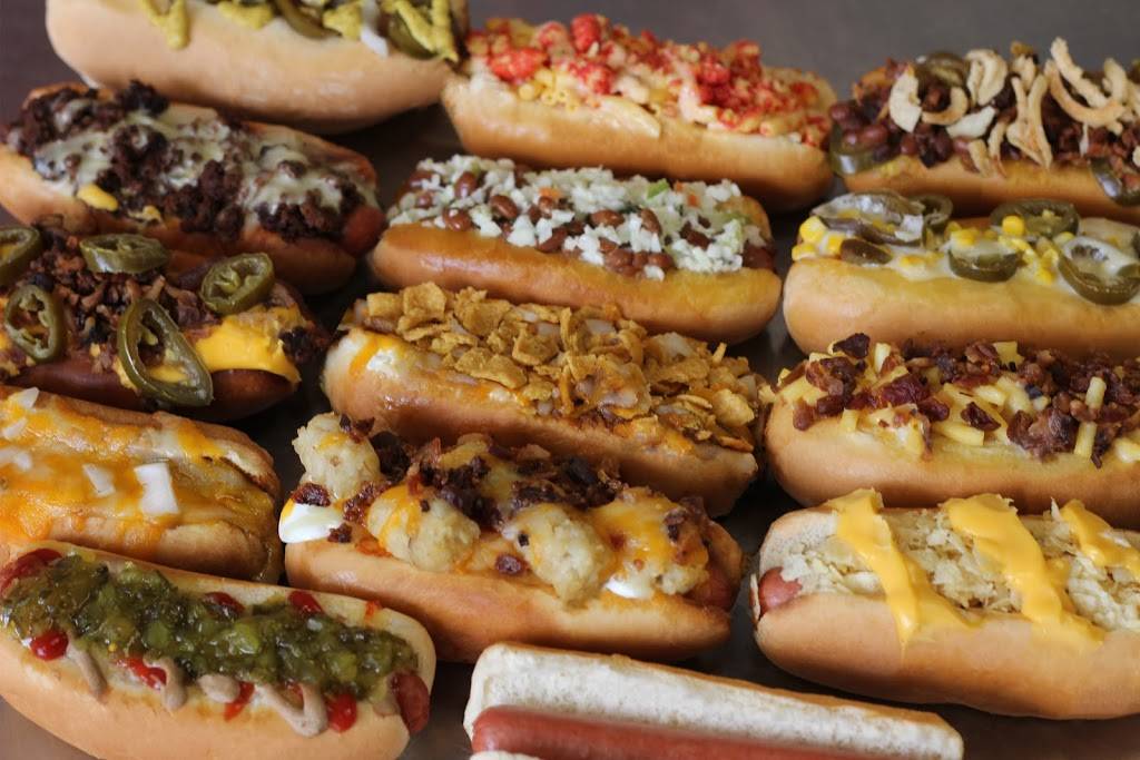 Tommy Dogs | restaurant | 1359 Grandview Ave, Columbus, OH 43212, USA | 6148242528 OR +1 614-824-2528