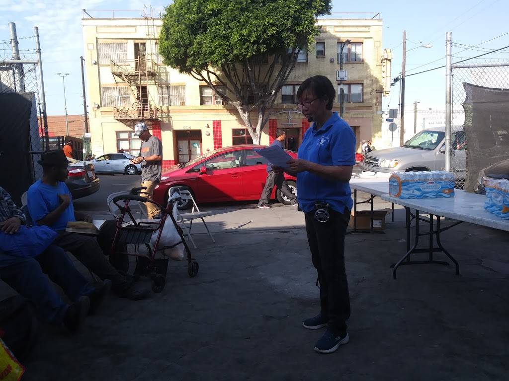 Johns Garage | restaurant | 801 E 6th St, Los Angeles, CA 90021, USA | 8188188521 OR +1 818-818-8521