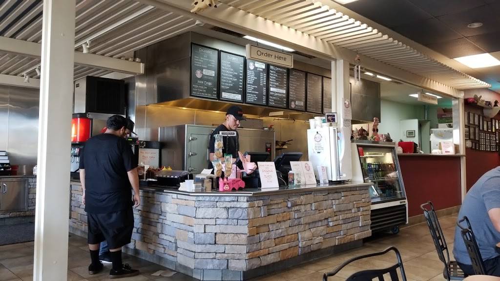 HOGGS Gourmet Grill | meal takeaway | 12625 Frederick St Ste E-9, Moreno Valley, CA 92553, USA | 9516531353 OR +1 951-653-1353