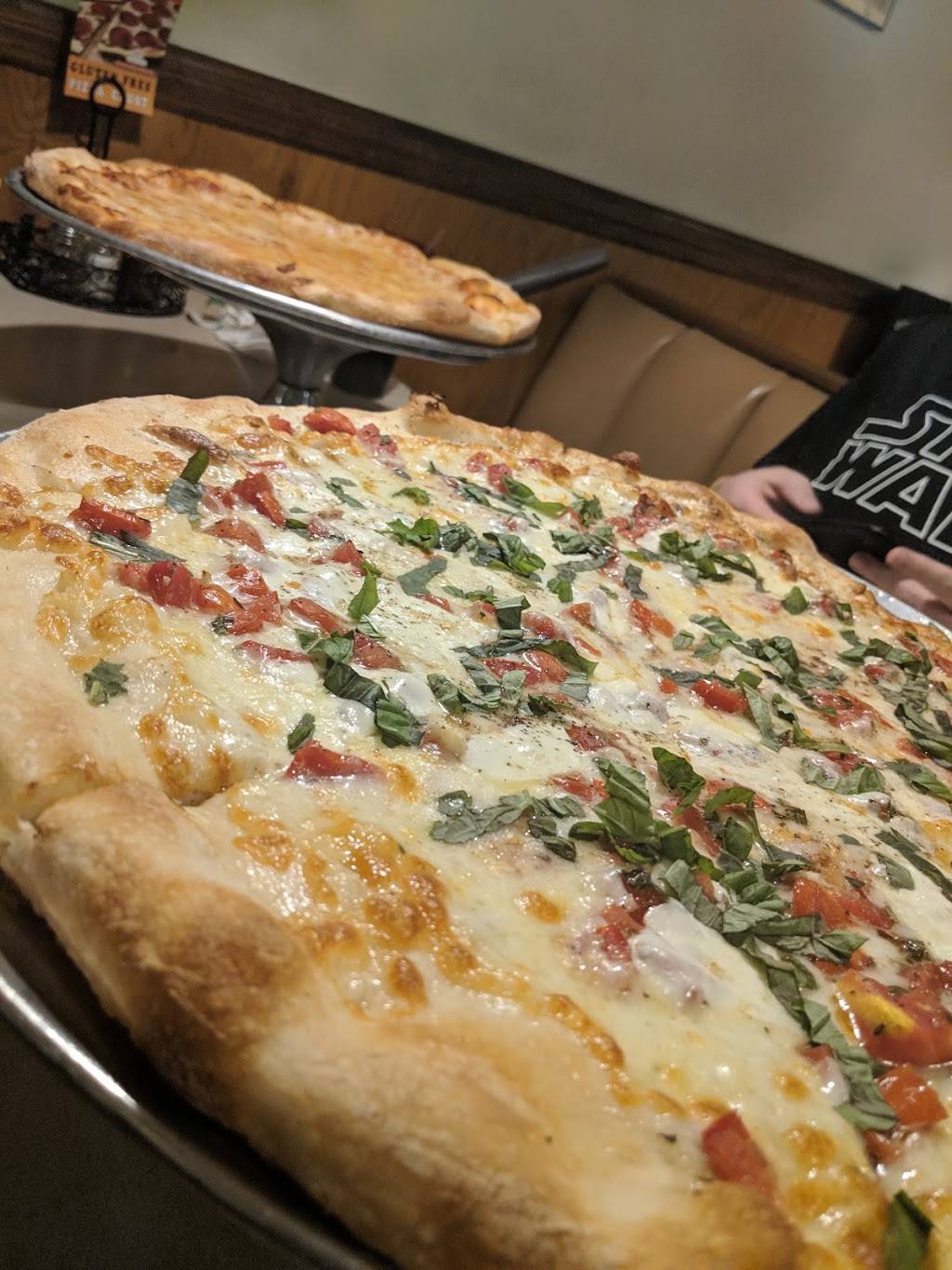 Papa Joes Pizza & Italian Restaurant | restaurant | 4205 W Lake Mary Blvd, Lake Mary, FL 32746, USA | 4073239222 OR +1 407-323-9222