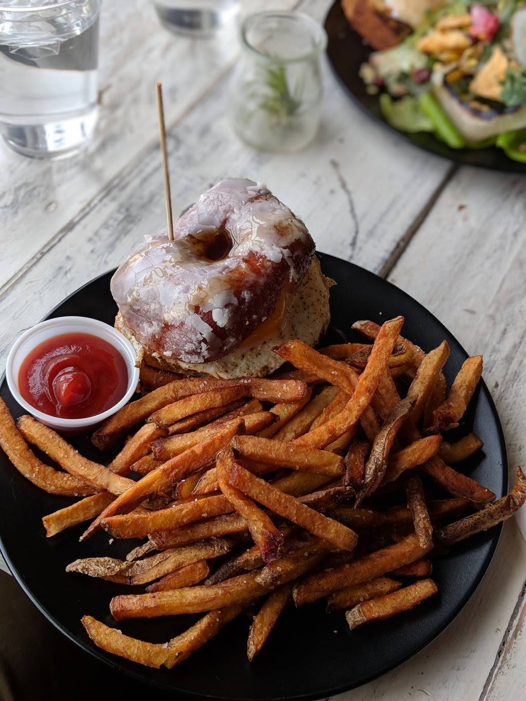 Golden Brown & Delicious | restaurant | 1269 Pendleton St, Greenville, SC 29611, USA | 8642309455 OR +1 864-230-9455