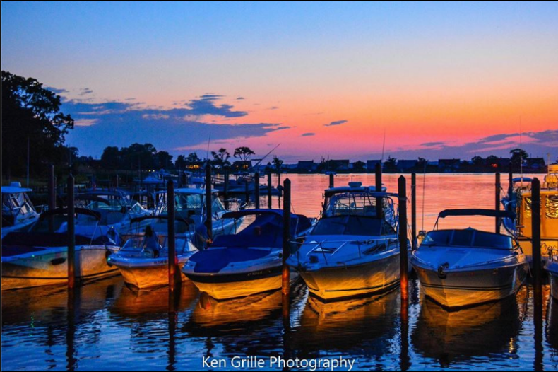 The Coast Grill | restaurant | 1459, 1109 Noyack Rd #2, Southampton, NY 11968, USA | 6312832277 OR +1 631-283-2277