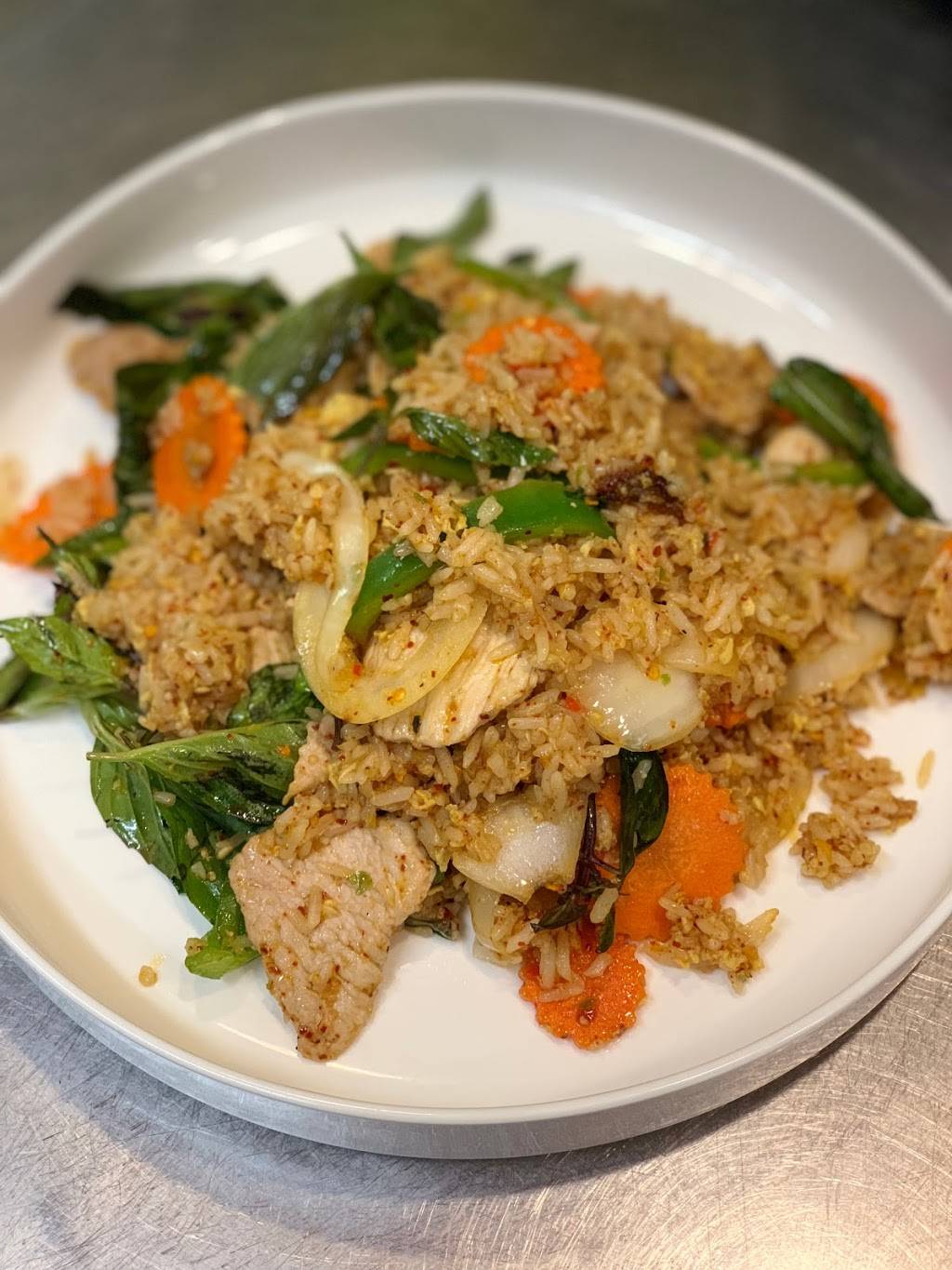 Royyim Thai Cuisine | cafe | 1823 S Greenfield Rd #105, Mesa, AZ 85206, USA | 4808929456 OR +1 480-892-9456