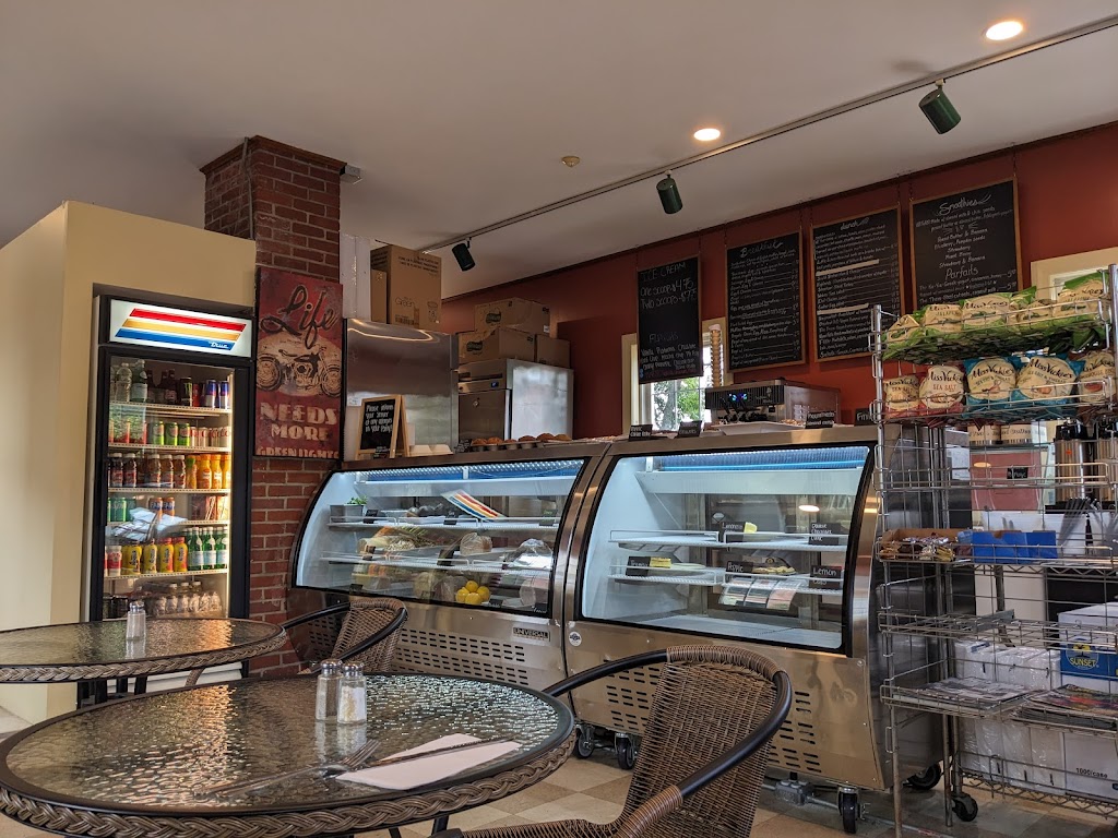 Little Lukes Cafe | cafe | 1225 Chestnut St, Newton Upper Falls, MA 02464, USA | 6172443424 OR +1 617-244-3424