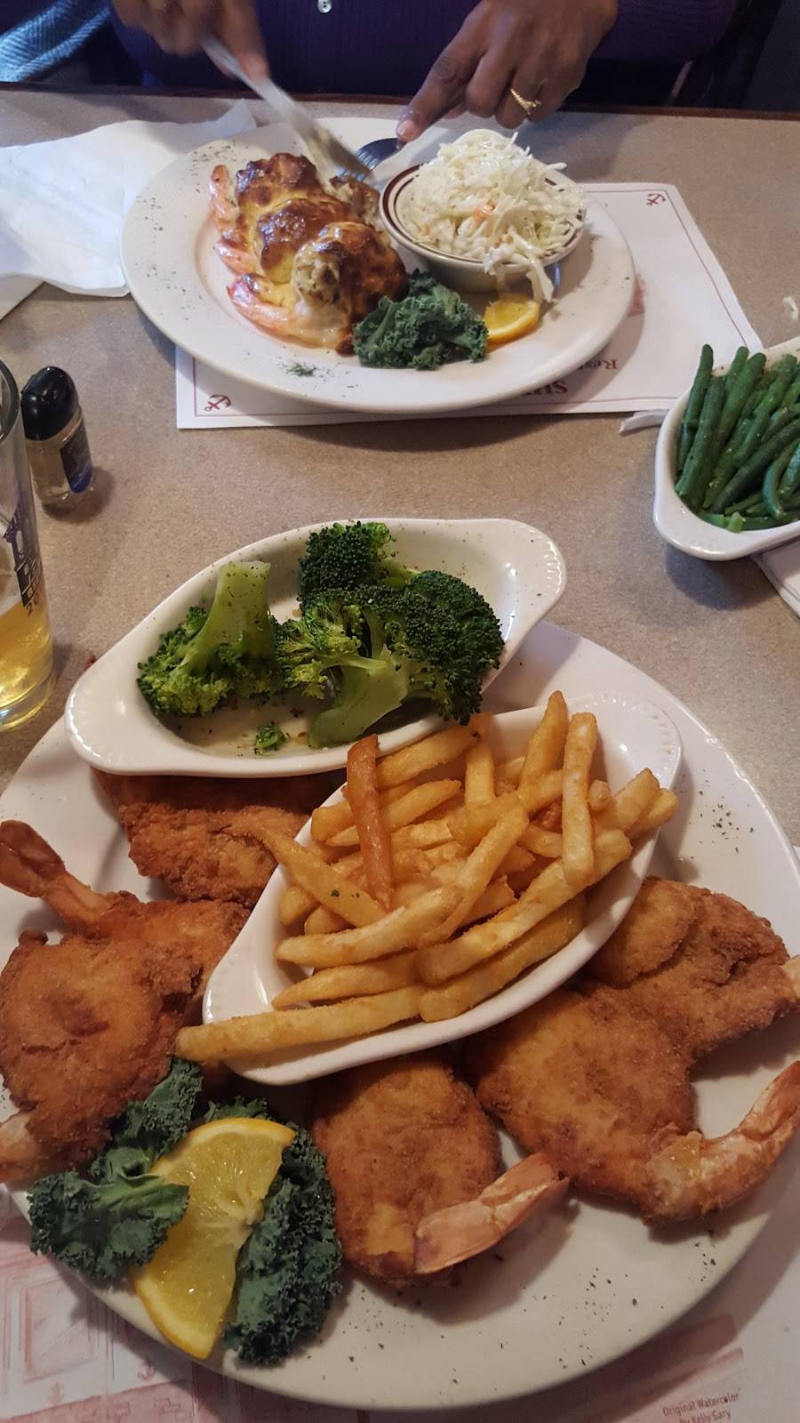 Ships Cafe Restaurant and Crab House | restaurant | 828 Frederick Rd, Catonsville, MD 21228, USA | 4107441838 OR +1 410-744-1838