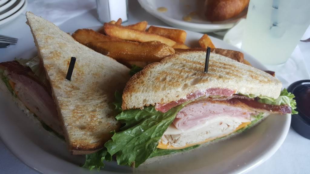 California Dreaming Restaurant | restaurant | 40 Beacon Dr, Greenville, SC 29615, USA | 8642349000 OR +1 864-234-9000