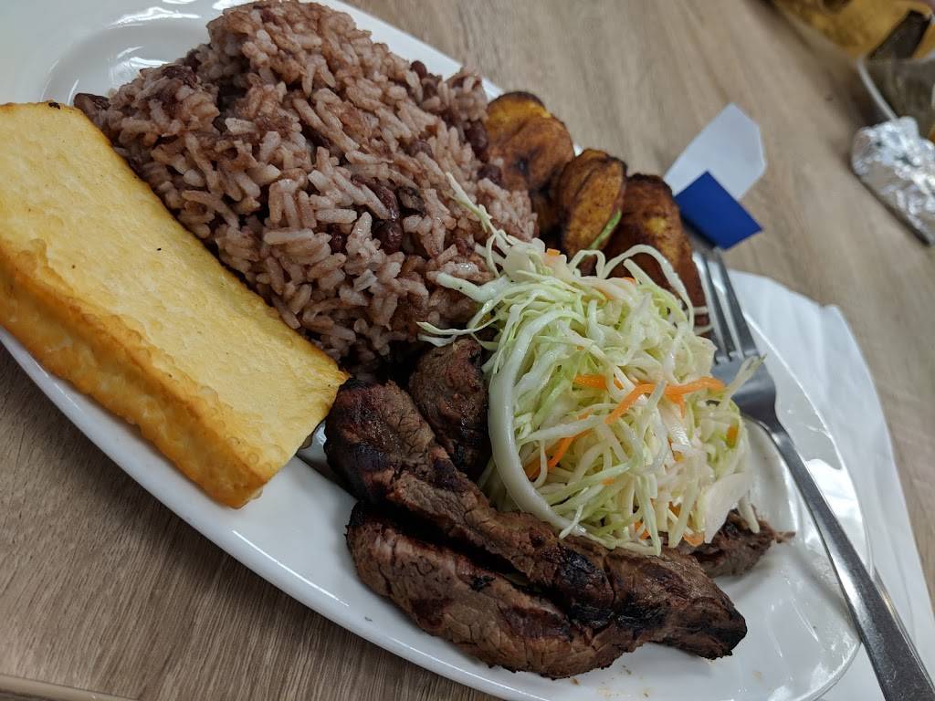 Daysis Gusto | restaurant | 625 S Riverside Ave I, Rialto, CA 92376, USA | 9099905758 OR +1 909-990-5758