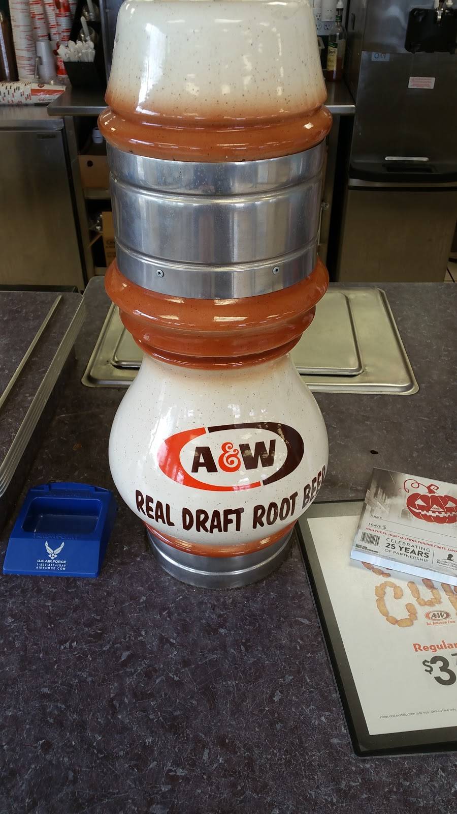 A&W Restaurant | restaurant | 9125 Atlantic Dr SW, Cedar Rapids, IA 52404, USA | 3196324649 OR +1 319-632-4649