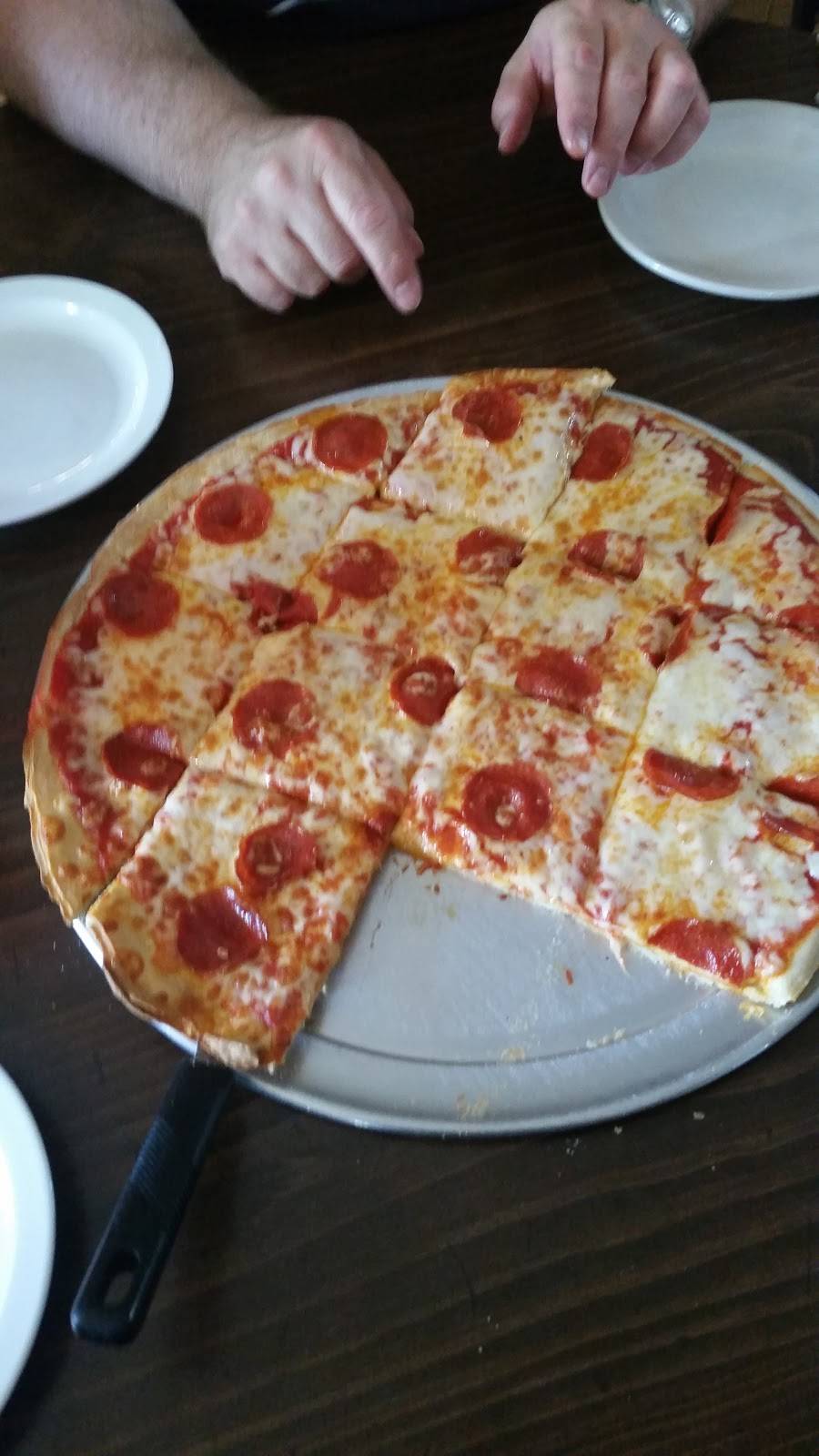 Just Off The Brick Pizza | meal takeaway | 8639 W Main St, French Lick, IN 47432, USA | 8129363044 OR +1 812-936-3044