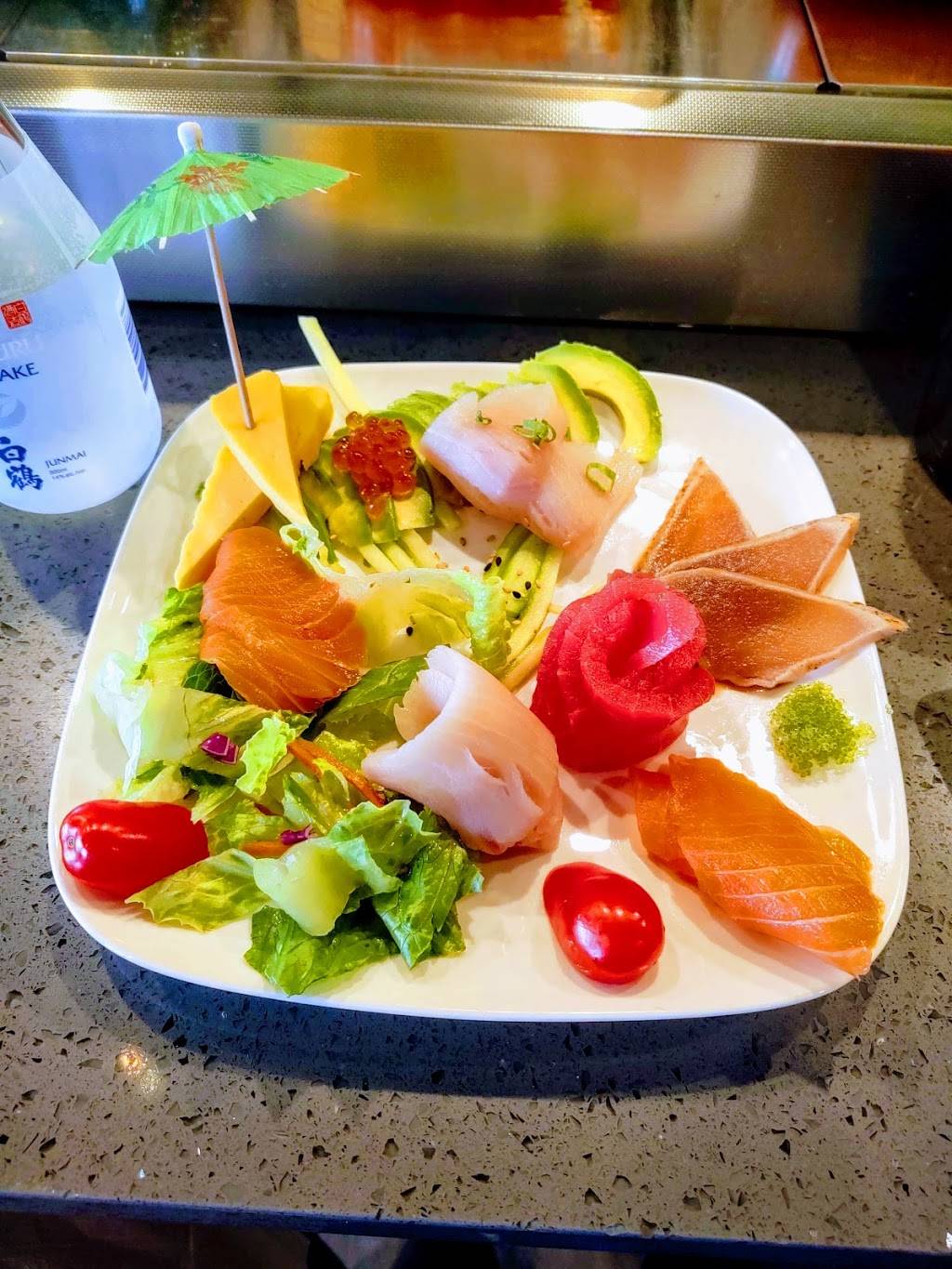 Momiji | restaurant | 913 NE Hwy 99 W #A, McMinnville, OR 97128, USA | 9712612194 OR +1 971-261-2194